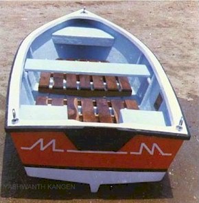 DINGHY10FT.jpg (28354 bytes)